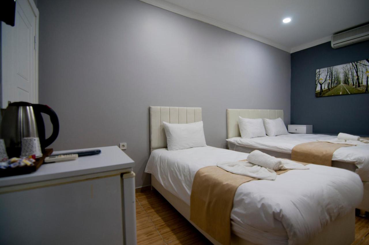 Istanbul Palace Hotel Екстериор снимка