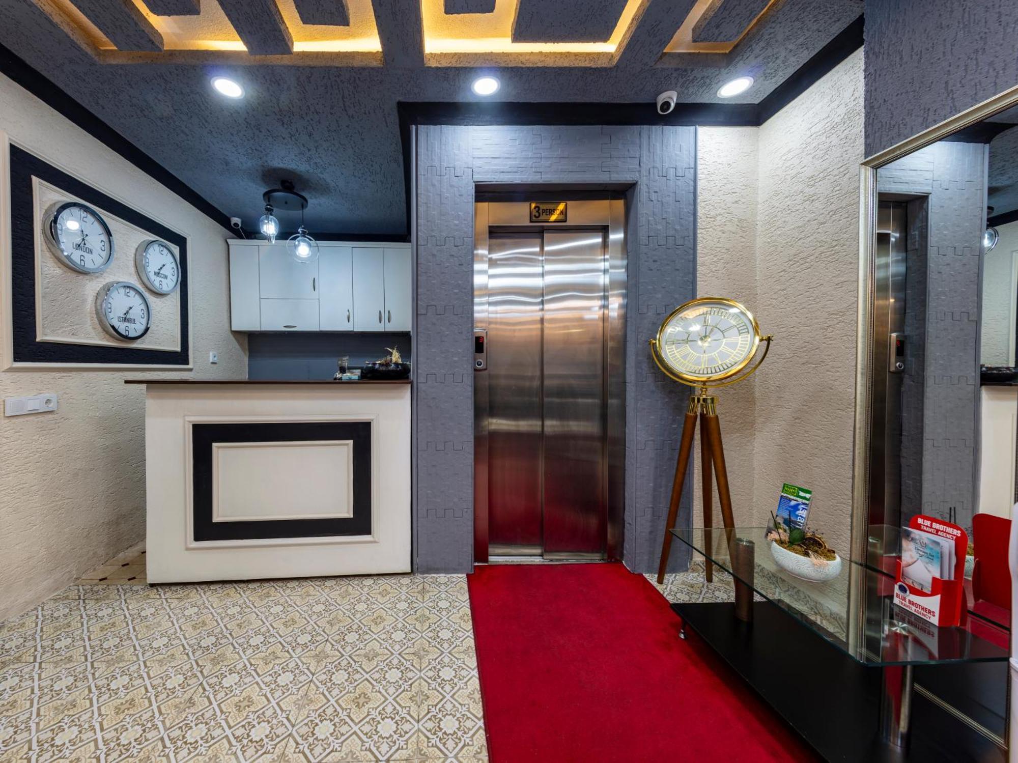 Istanbul Palace Hotel Екстериор снимка
